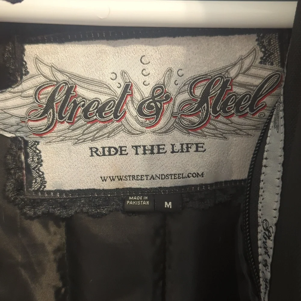 Motorcycle jacket - Picture 2 of 10